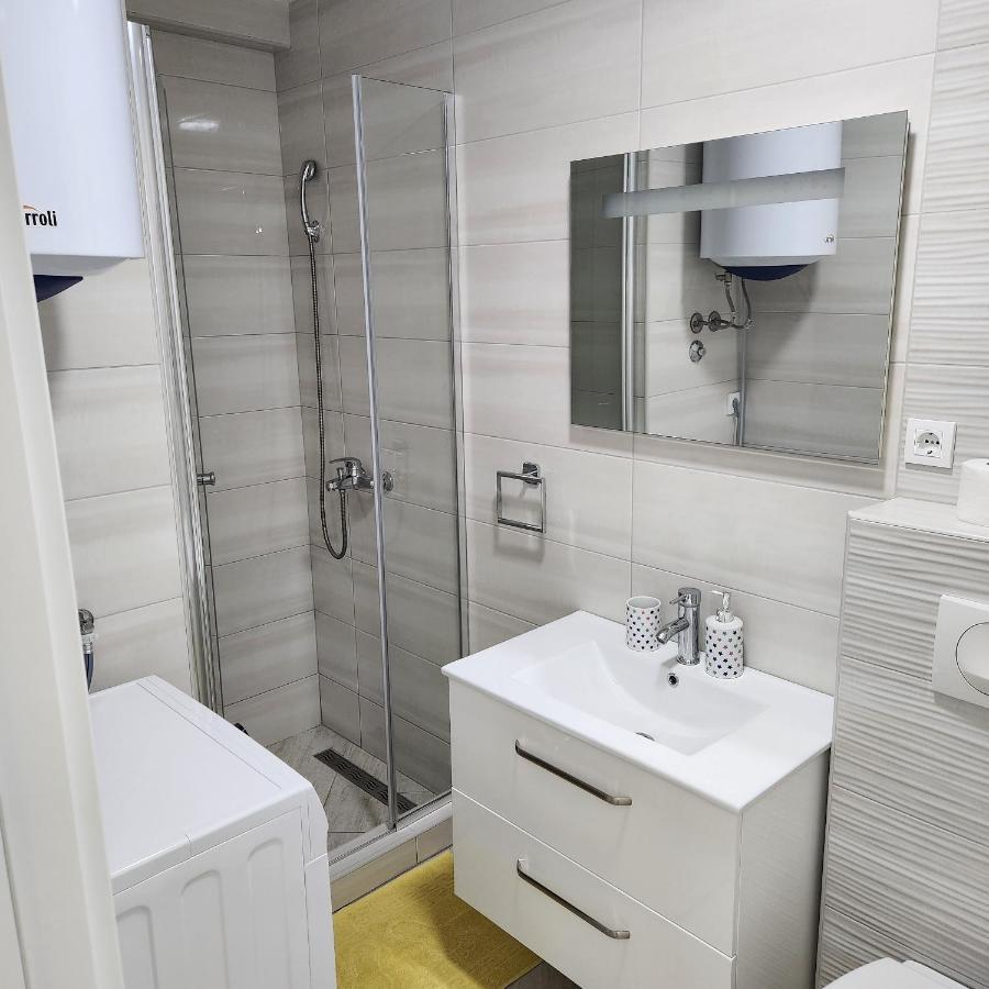 Marija Apartmani Бар Экстерьер фото